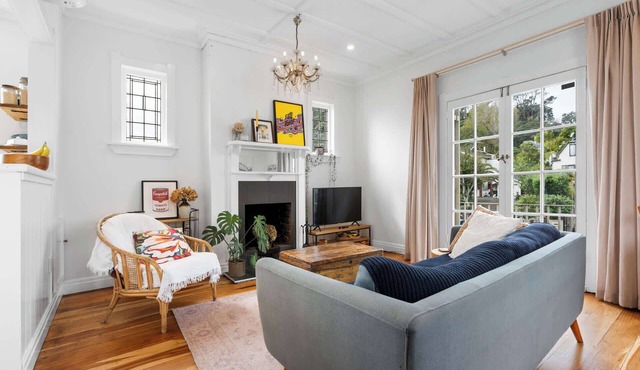 Character 1 BDR 1920s apartment Mount Eden Village in Auckland