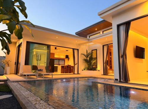 Chareen Pool Villa