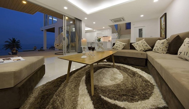 Chaweng noi villa Snow Wave 3-BR with private pool