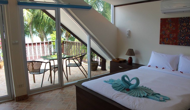 Coconut Laguna Villas