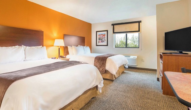 Comfortable Space for Families – Easy Access to Attractions in Monaca