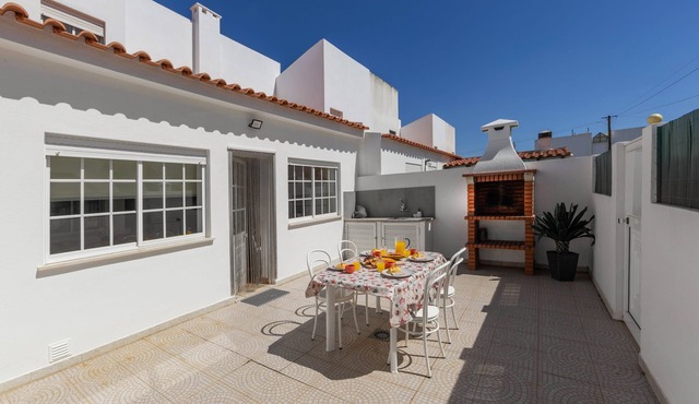 Consolação Beach Villa in Peniche