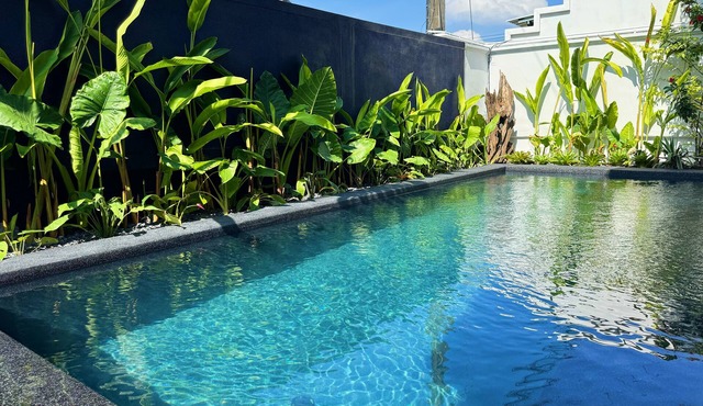 Contemporary 3bd Safari Pool Villa Near Nai Yang Beach