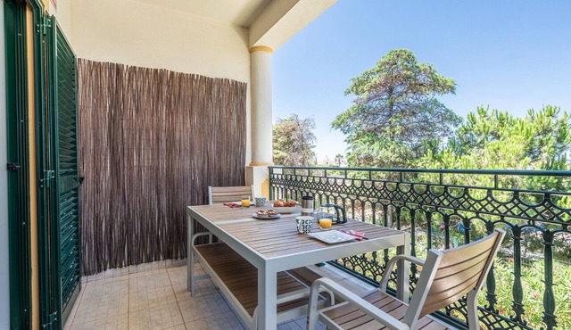 Cosy 2 bedroom apartment in Albufeira