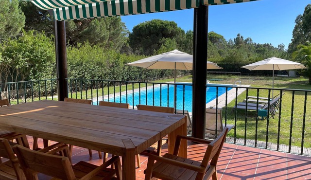 Cottage 'Casa Dos Pinheiros' with Private Pool, Wi-Fi and Air Conditioning