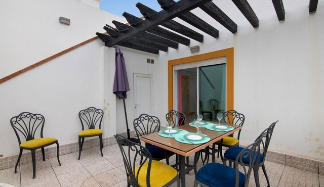 Duplex Apartment in Cabanas de Tavira with Shared Pool, Wi-Fi, and Air Conditioning