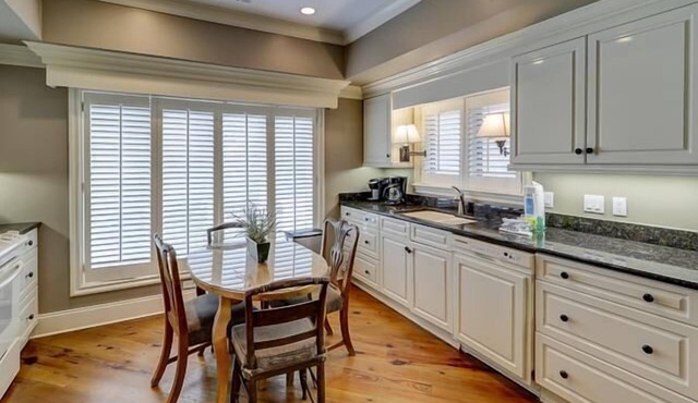 Elegant & Spacious Oceanfront 2-Bdrm Villa located in exclusive Turtle Lane Club in Hilton Head Island