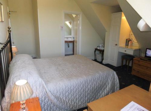 Elgin Villa in Bath