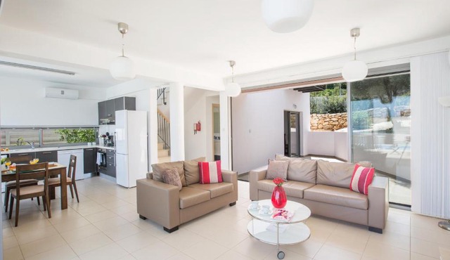 Esprit Villa 25 Latchi in Polis Chrysochous