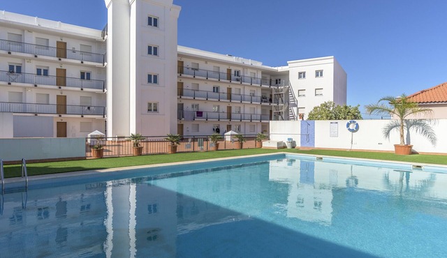 FLH Vila Real Santo António Colourful Apartment