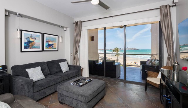 Fresh Remodel - 1BR 1BA Gorgeous Ocean Front Condo at Las Palomas - Cristal 306 in Puerto Peñasco