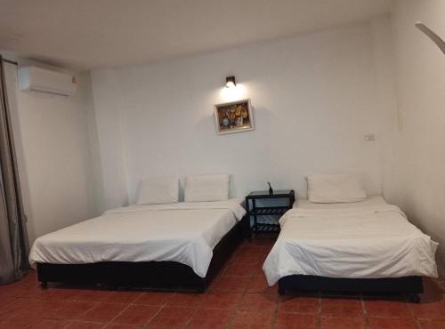 Haad Piti Resort