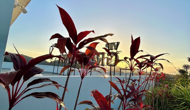 Hillside - Seashore Space in Naiyang Beach