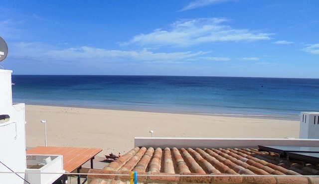 Holiday Apartment at the Foot Beach
