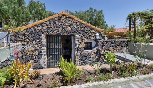 Holiday Home 'Villa 5 El Pajerito De Los Bejeques' with Wi-Fi and Air Conditioning in Los Llanos de Aridane