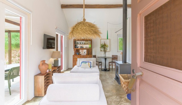 Holiday Home 'Cozy Countryside Studio' with Private Terrace, Private Garden and Wi-Fi