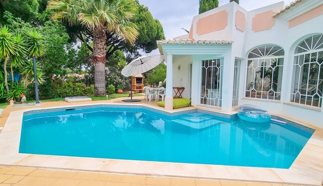 Holiday Home 'Maria - Vilamoura Golf Side' with Pool, Terrace and Wi-Fi