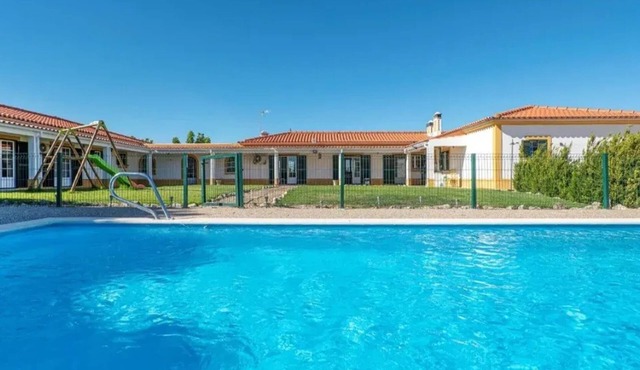 Homerez - Villa in Grândola