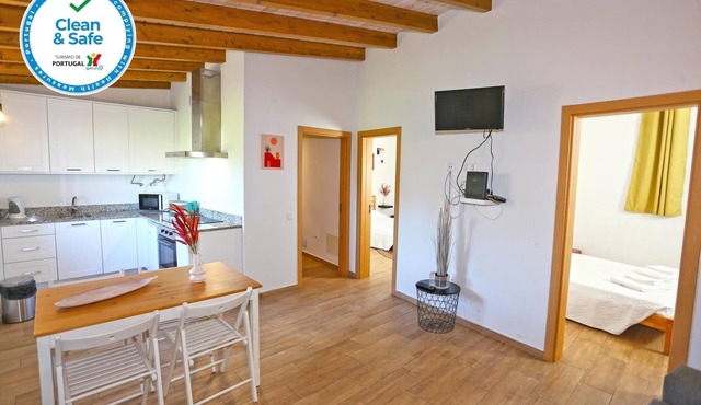 I - 2 Bed Apartment in St. Johns Countryside Getaway