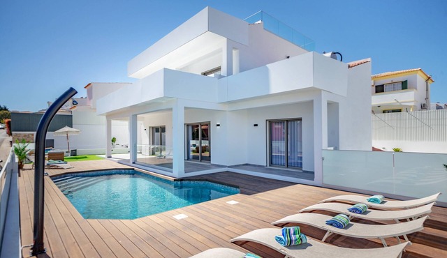 Krystal Bay Private Villa