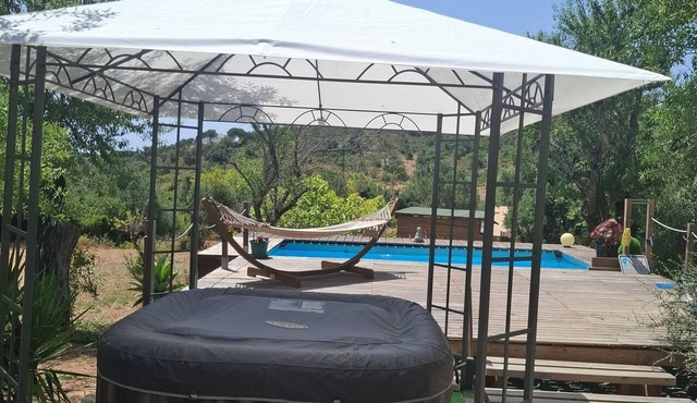 Lovely 1-bedroom campground in Loulé perfect for outdoor lovers