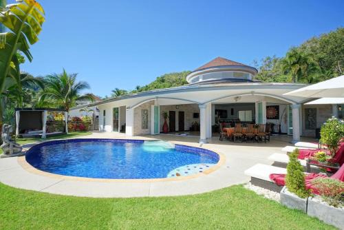Luxurious quiet pool villa Eden, maid, butler