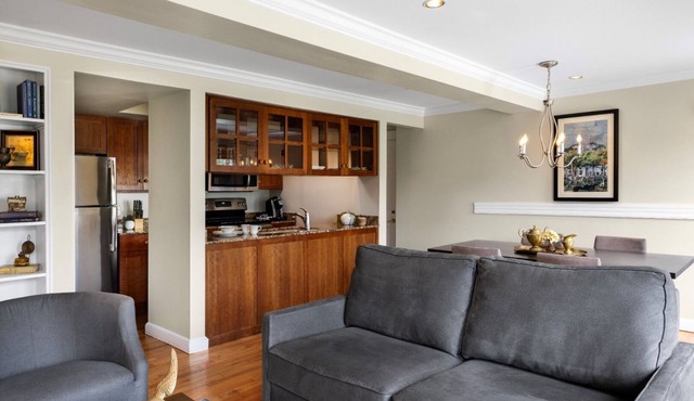 Luxurious Spa Stay with Indoor Pool & Access to Green Mountains in Manchester