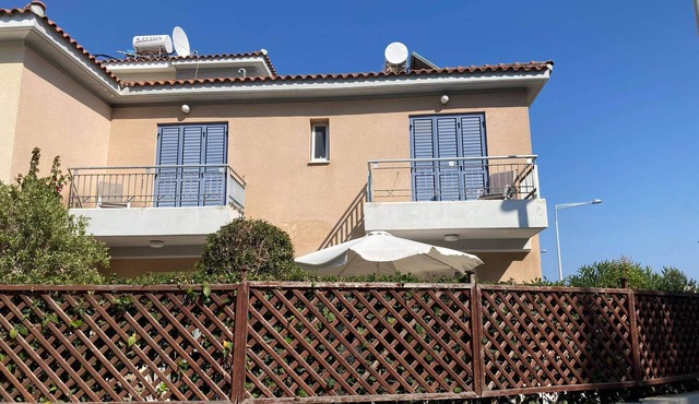 Luxury 3 Bed Semi Detached Villa with roof terrace. Free Air Con, Wi-Fi & TV in Paphos