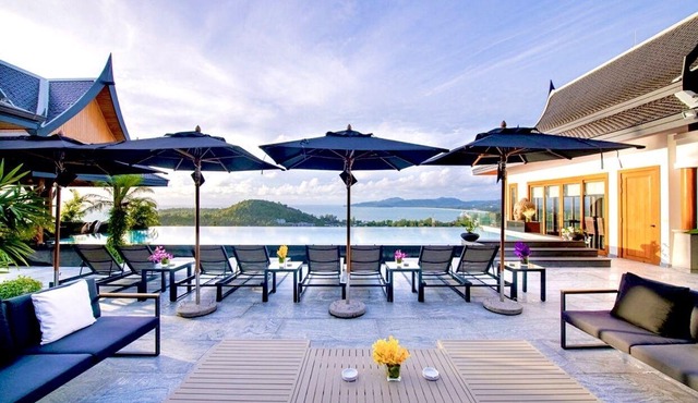Luxury 6 bedrooms Villa with amazing Ocean views