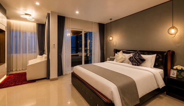 Luxury4BR Pool VillaWalk to PatongBeachRooftop BBQ