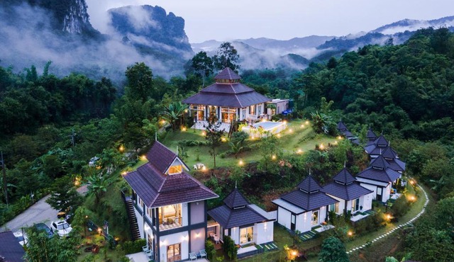 Magical Mountain View Resort
