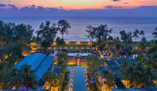 Marriott's Phuket Beach Club
