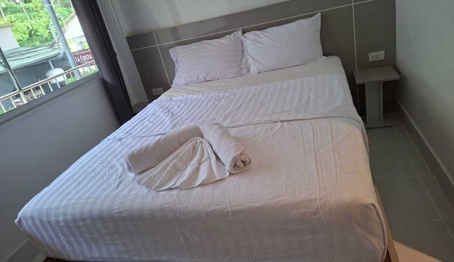 Marvelous 1-bedroom bed & breakfast with AC in Kata,. Guest house have 7 rooms.