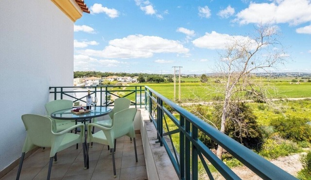 Milene - Falésia Field & Beach Retreat