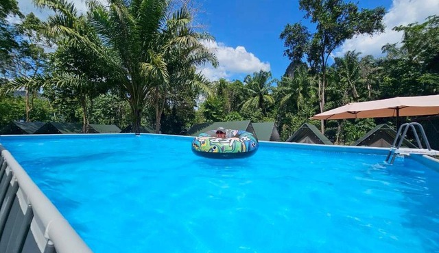 Nahm Khao Sok Hostel and Camping