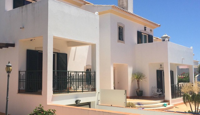 New Detached Villa With Full Air-Conditioning (No Extra Charge),A Private Pool,