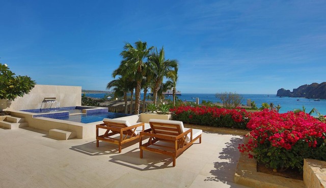 New, Oceanfront Escape, Private Pool, Jacuzzi. Can rent as 6 bedrooms in Cabo San Lucas