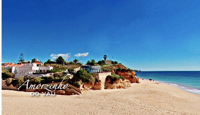 NEW - Unique - Romantic holiday villa directly on the sea - with beach access