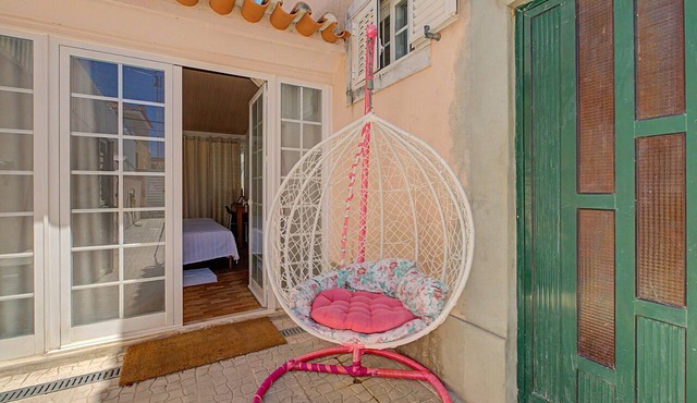O Cantinho do Sol in Talaíde – Cozy Retreat Between Coast and Lisbon