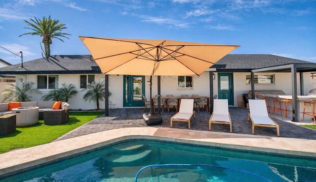 Old Town Oasis | Heated Pool | MiniGolf in Scottsdale