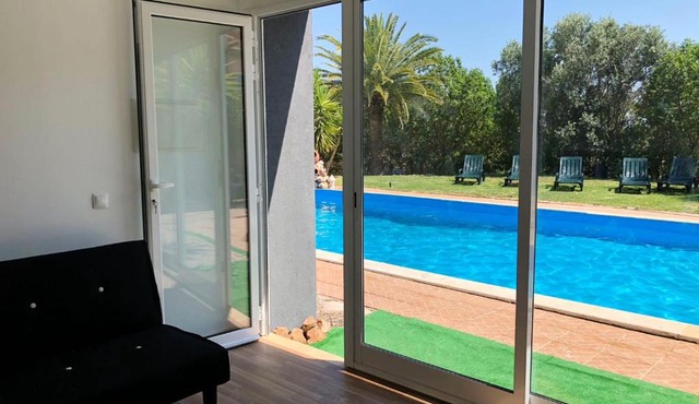 One bedroom bungalow with shared pool enclosed garden and wifi at Silves