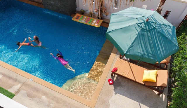 One Bedroom Serviced Suite With Swimming Pool In Naiharn Area