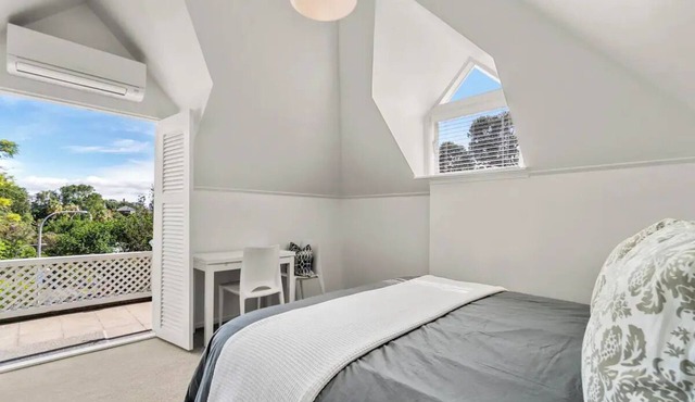 Parnell Self-Contained Cottage in Auckland
