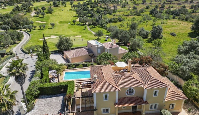 Perfect Golf & Beachvilla for 8 people with pool at Gramacho Golf Carvoeiro