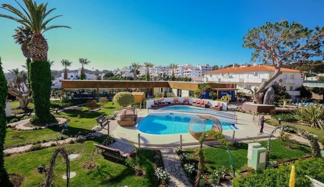 Praia da Oura Coastal Getaway! Private Terrace with Garden View, Pool | 2 Units
