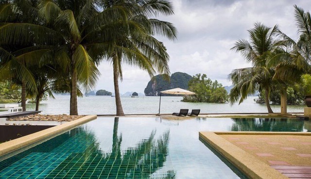 Private Luxury Beachfront Villa