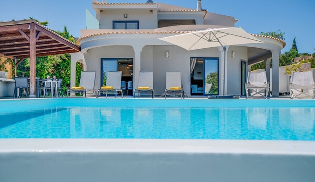 Quinta do Cerro | 4 Bedrooms | Quiet | Loulé