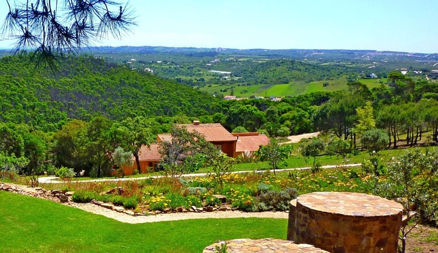 Quinta Sonhos for romantic nature lovers, Lagos
