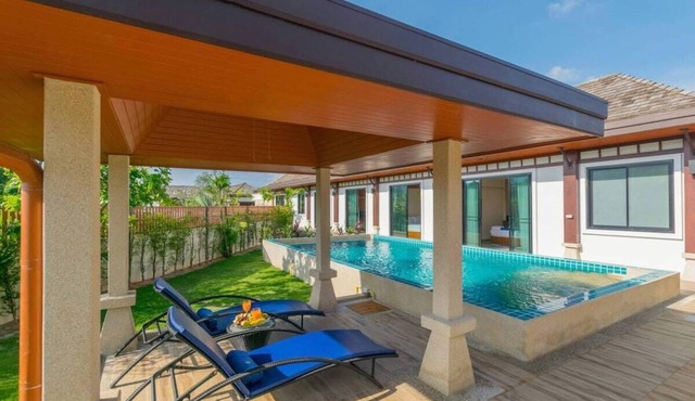 Rawai VIP | Naiharn Beach | 3-bedroom Pool Villa