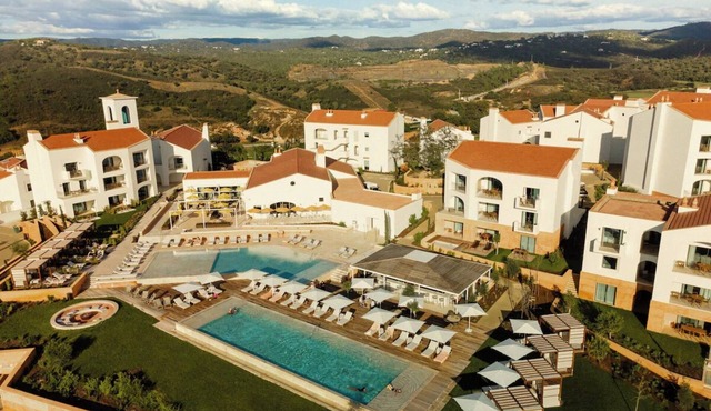 Refined Suite at Viceroy Ombria Algarve | Your Ideal Algarve Retreat Awaits